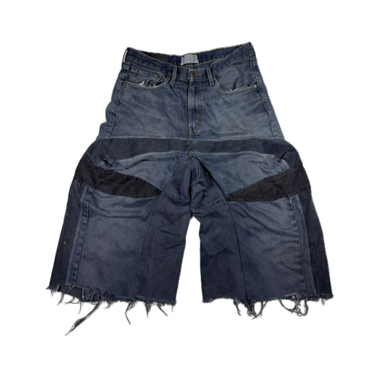 Double-u shorts