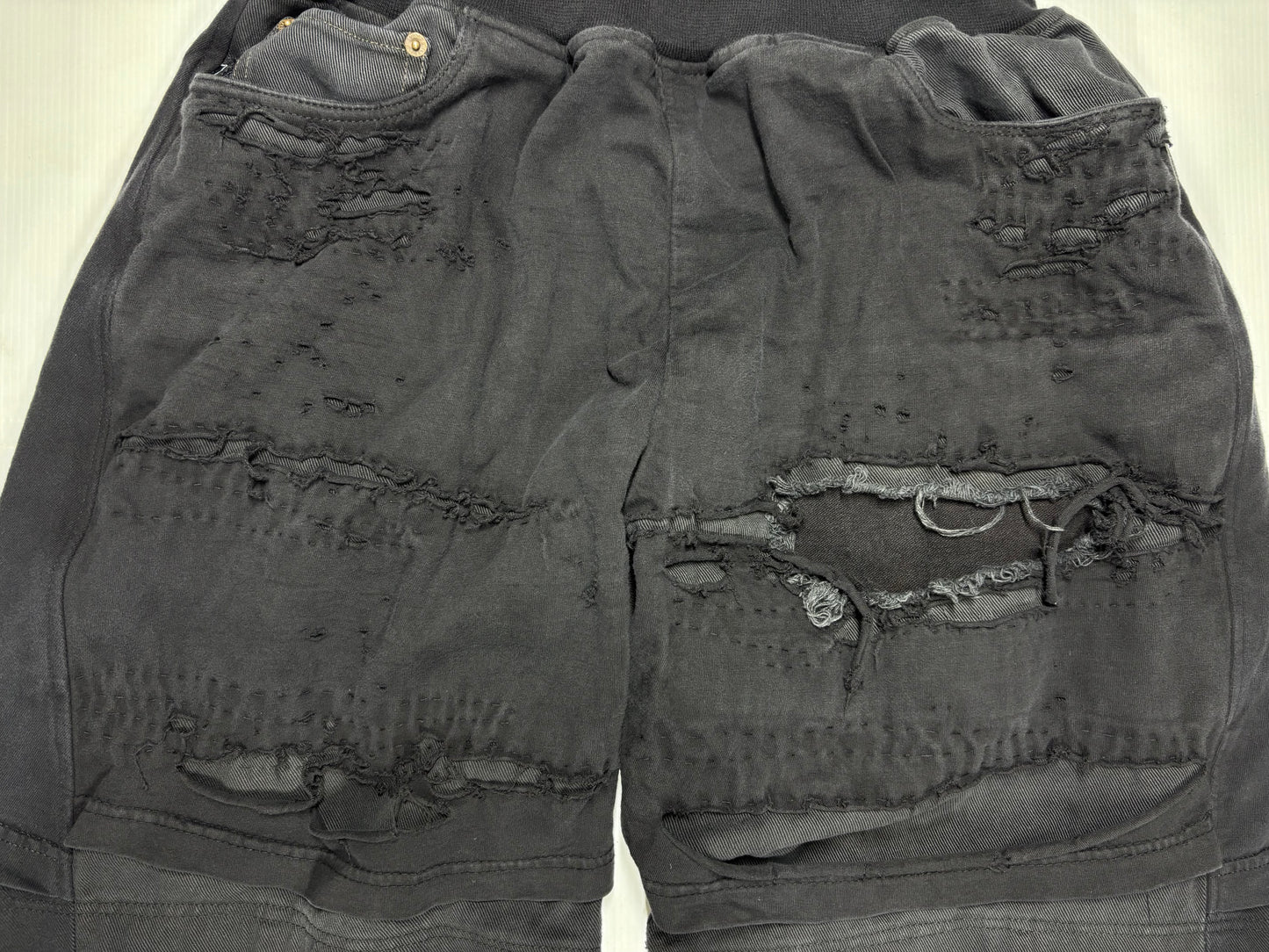 Tucked crow pants