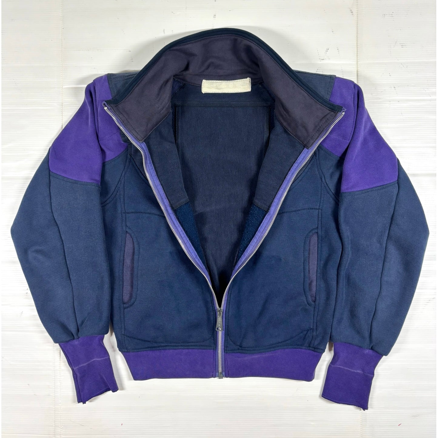 New sport zip up
